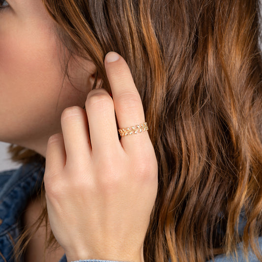 Bague Couronne de Laurier et Strass Plaqué Or Porté