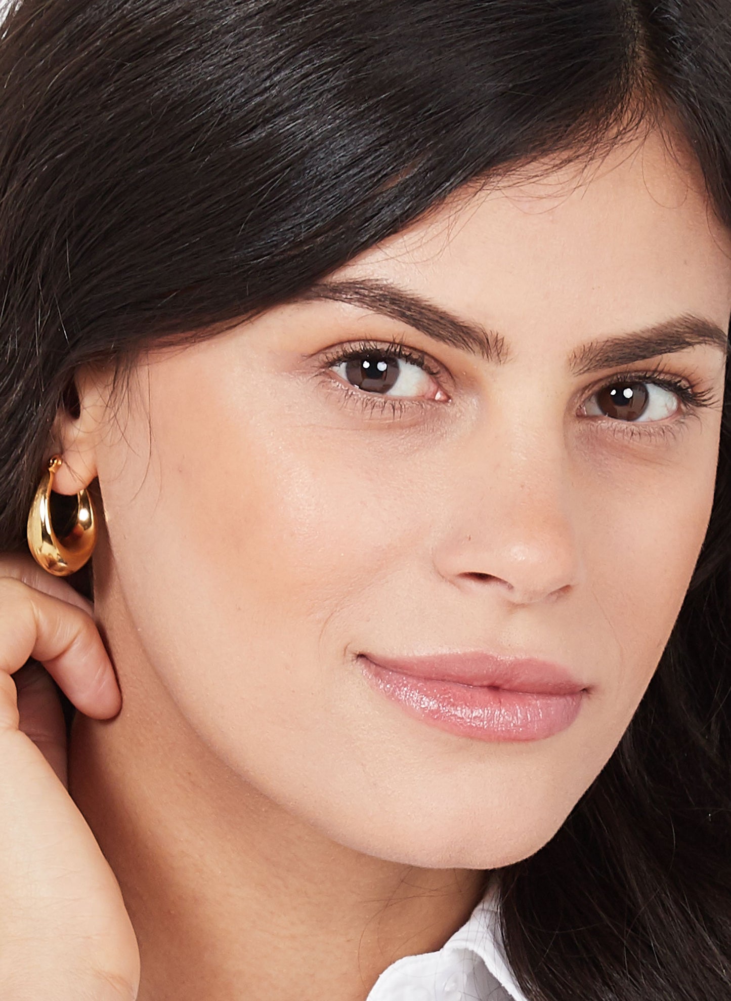 Boucles d'Oreilles Créoles Epaisses dorées Portéeds