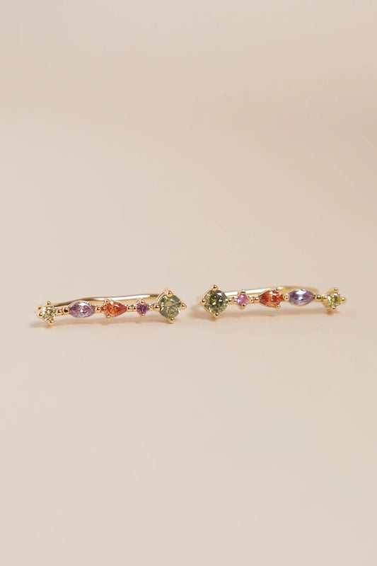 Contours d'Oreilles Boucles Montantes Dorées et Zircons Multiclores