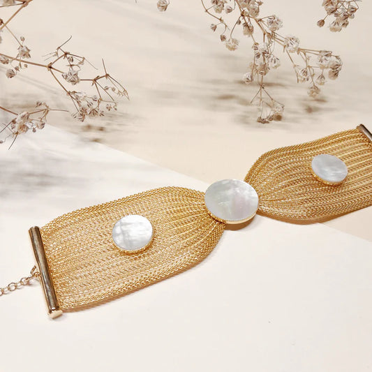 Bracelet Jonc Noeud et Mailles et 3 Nacre Blanche Porté