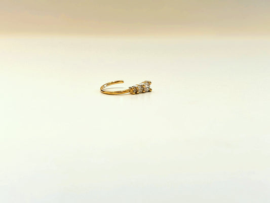 Bague d'Oreille Earcuff Plaqué Or et 3 Strass Blancs vu de profil