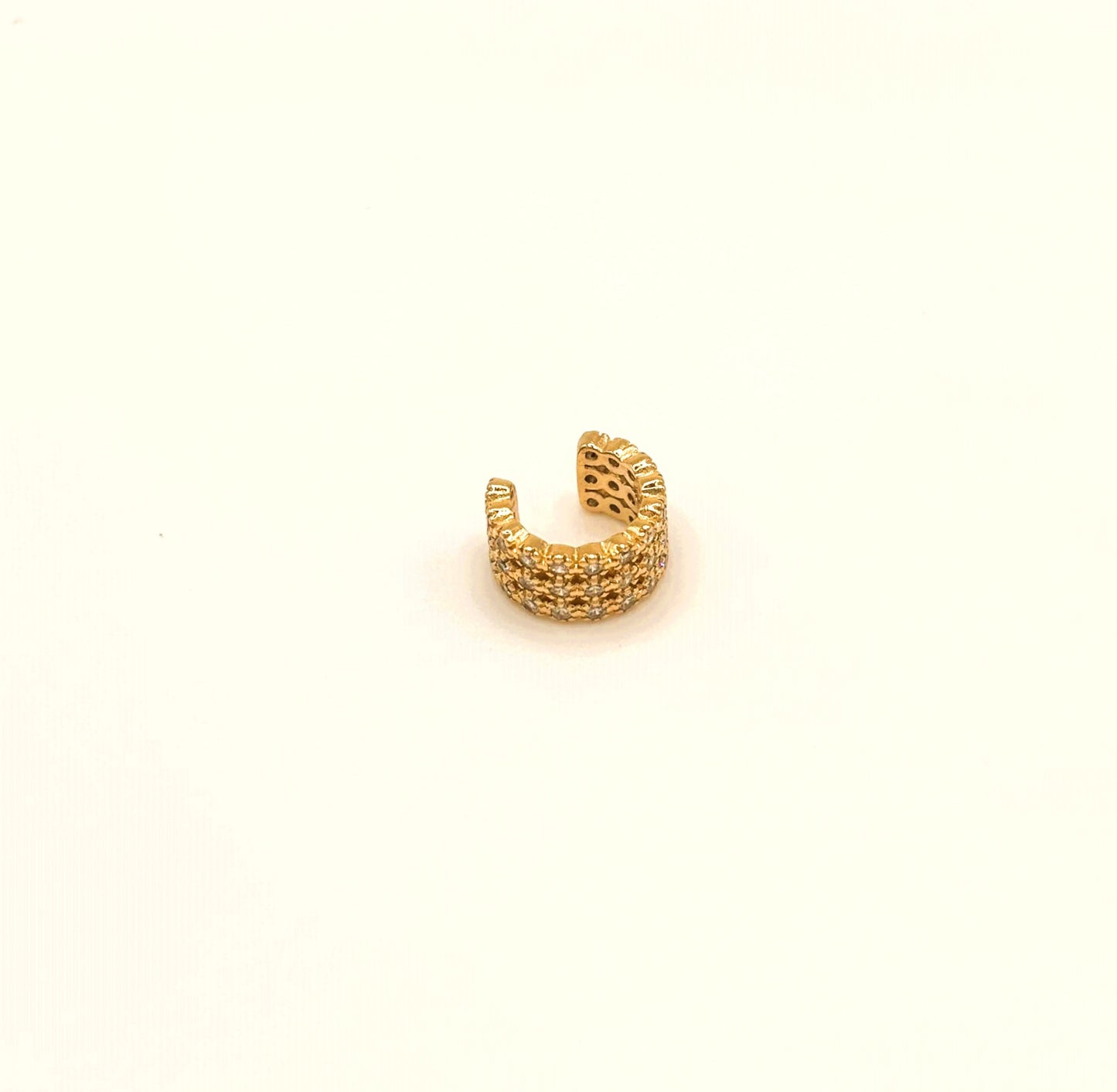 Bague d'Oreille Earcuff 3 Rangs Strass Blancs vu de face