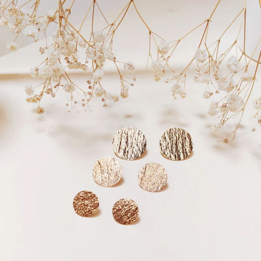 Puces d'Oreilles Ronds Martelés Dorés