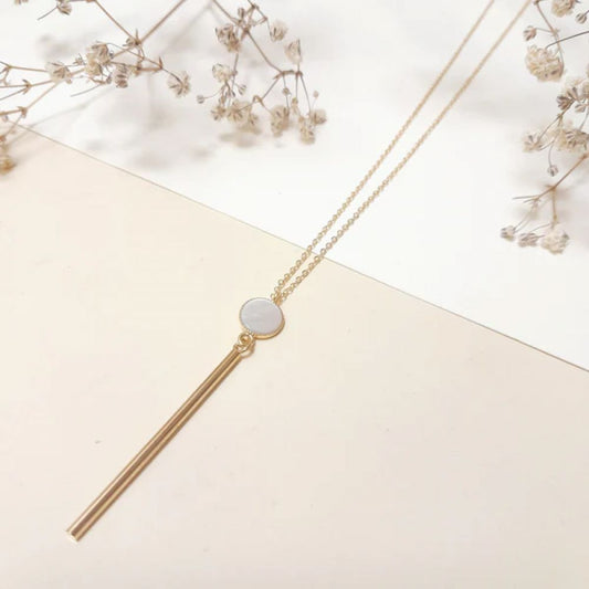 Long Collier Sautoir Pendentif Pierre Nacre et Barre Doré