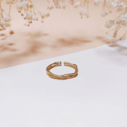 Bague Ajustable 3 Anneaux Entrelacés Torsadés Dorés
