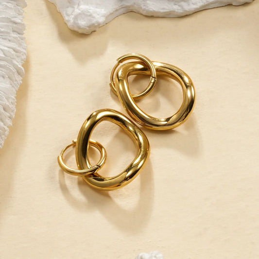 Boucles d'Oreilles 2 Anneaux Epais Entrelacés et Irréguliers Argenté ou Doré