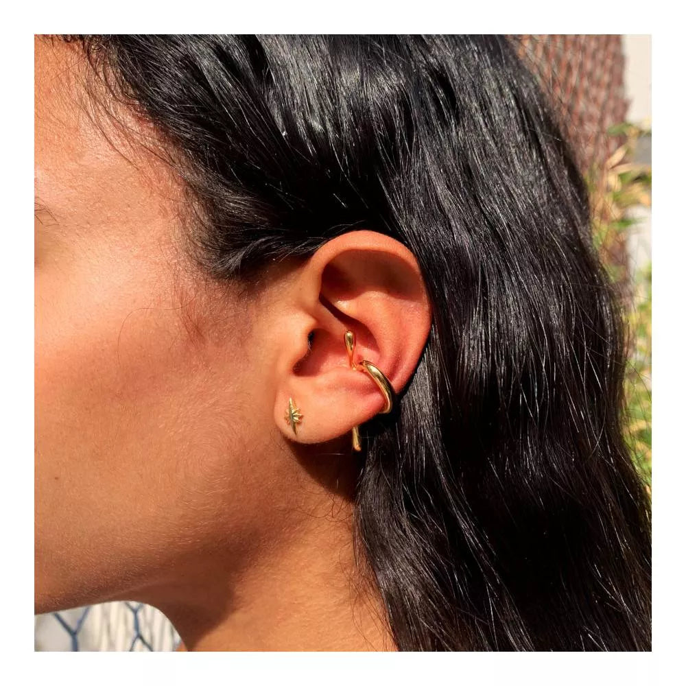 Bague d'Oreille Earcuff Maxi Doré porté de profil