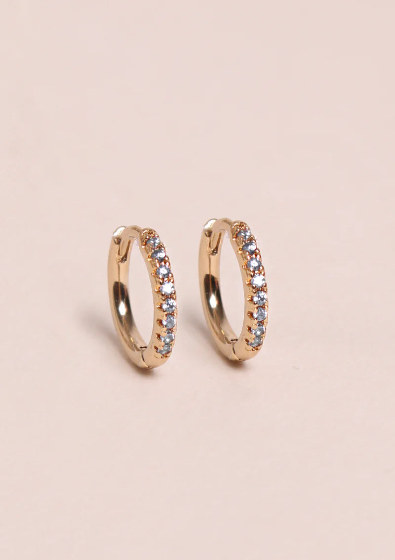 Boucles d'Oreilles Mini Créoles Plaqué Or Zircons Couleurs Bleu