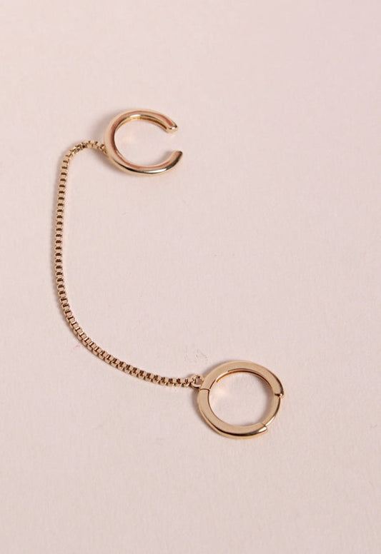 Boucles Chaînes et Earcuff Anneaux Plaqué Or V ude face