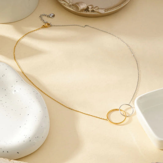 Collier Chaine et 2 Cercles Entrelacés Bicolore Doré et Argentés