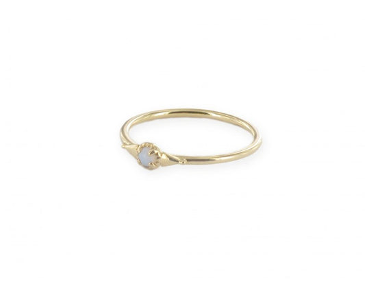 Bague Anneau Dorée et Nacre Blanche Sertie