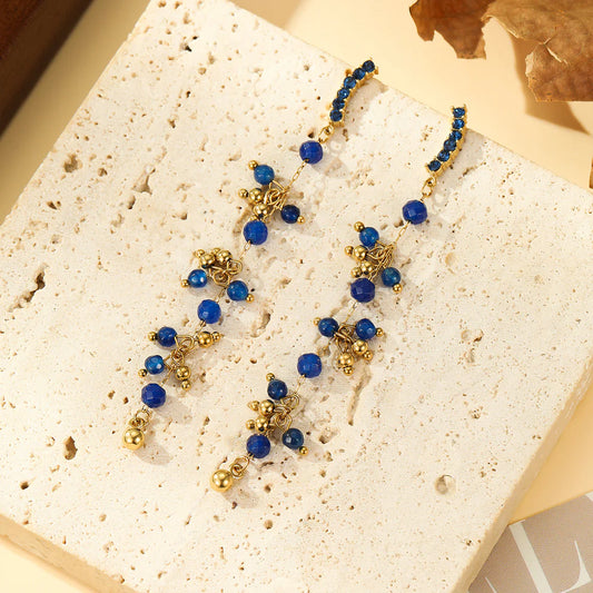 Boucles d'Oreilles Pendantes Chaine et Grappe de Perles Bleus