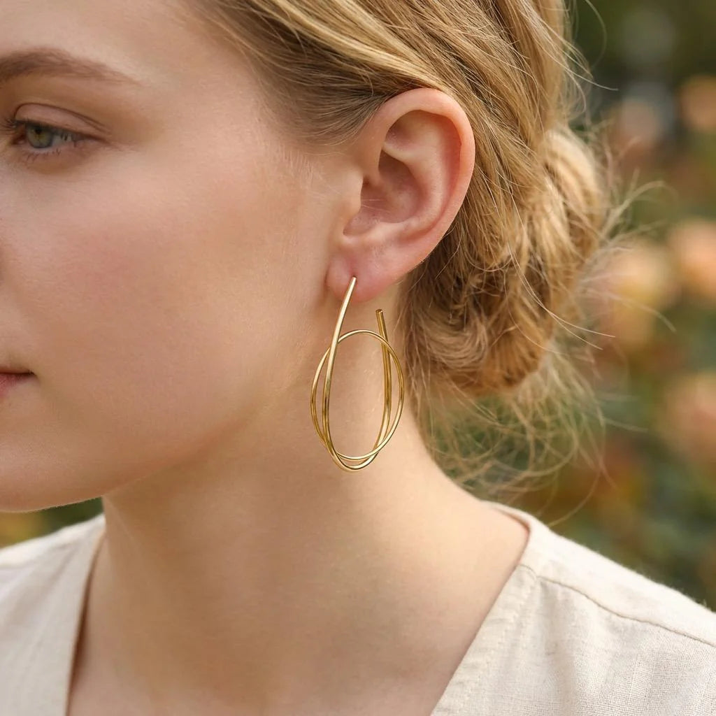 Boucles d'Oreilles Créoles Géométrique Doré Porté