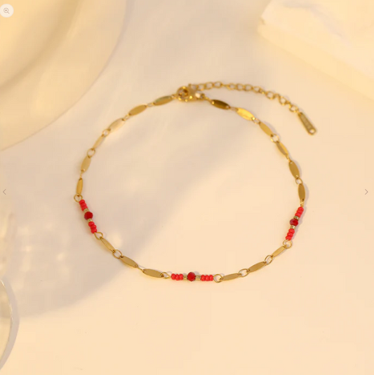 Bracelet de Cheville Chaine Acier Doré et Perles Rouge