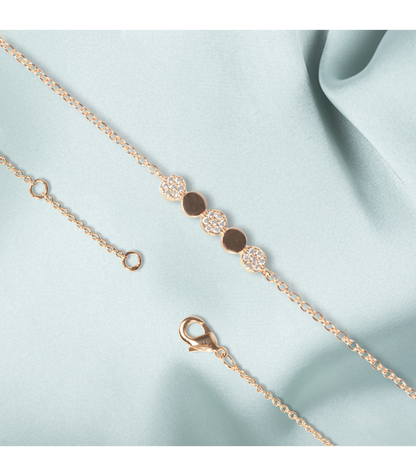 Bracelet Chaine Doré et 5 Ronds Lisses et Zircons Blancs