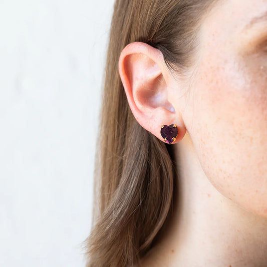 Puce d'Oreilles Coeur Cristal Swarovski Améthyste Porté
