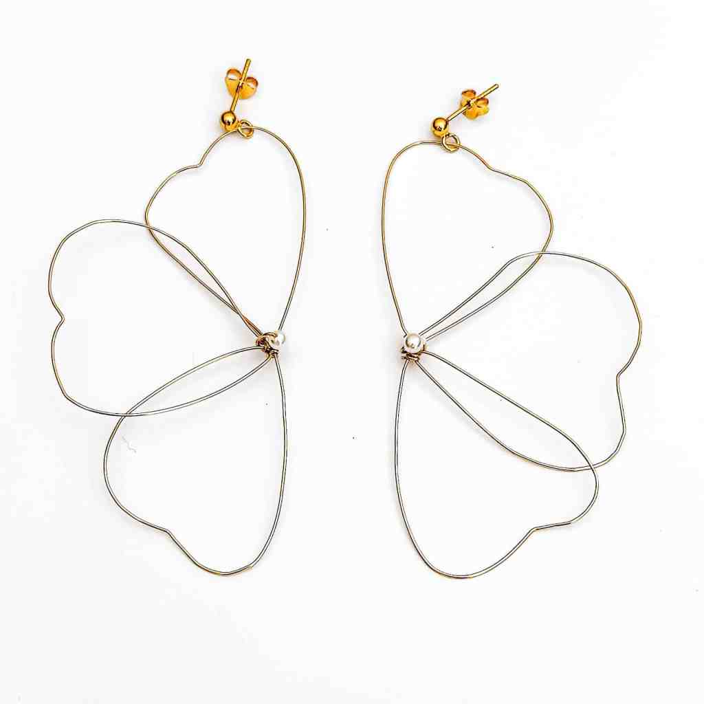 Boucles d'Oreilles Dorées Fil Doré Forme Fleurs