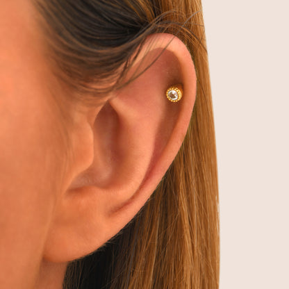 Piercing Puce d'Oreille Strass Blanc Rond Doré Porté