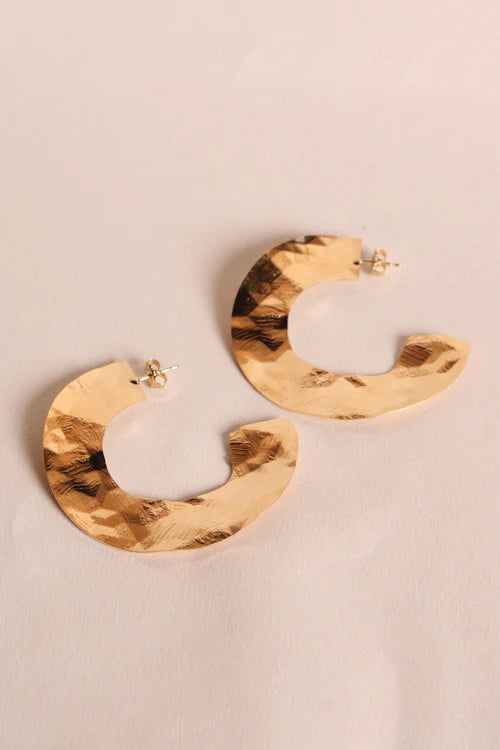 Boucles d'Oreilles Grandes Créoles Larges Martelées Dorées 