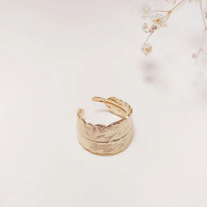 Bague Ajustable Doré Plume Martelée