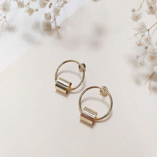 Boucles d'Oreilles Anneau et Tube Doré