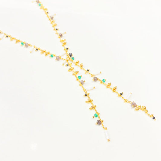 Collier Sautoir Cravate Breloques Perles Blanches et Vertes 