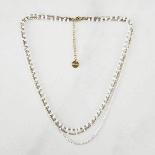 Collier Tour de Cou Doré 3 Rangs et Perles Blanches