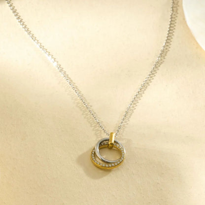 Collier Fin Pendentif 2 Anneaux Entrelacés Bicolores et Strass