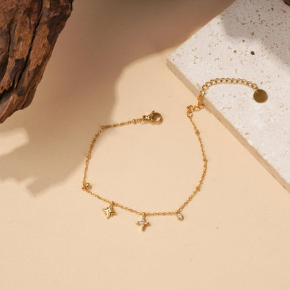 Bracelet chaîne fine composé de constellation d'étoiles strassé en acier inoxydable doré