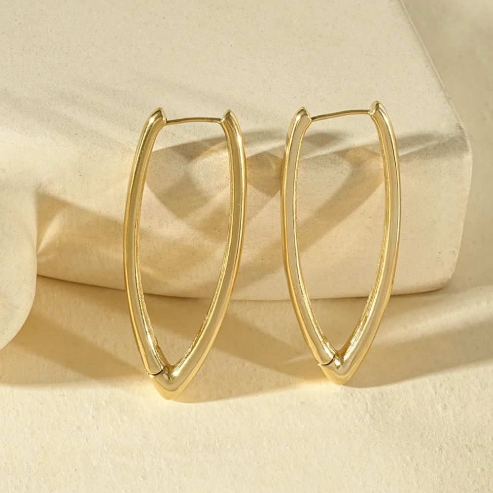 Boucles d'Oreilles Créoles ajourées pointues
