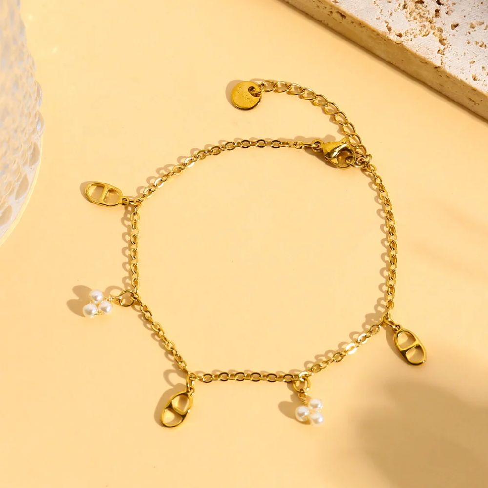 Bracelet Chaine Doré et Charms Maillons et Perles Blanches