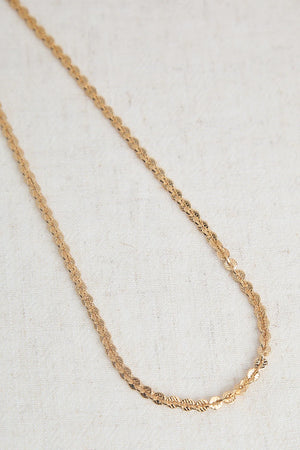 Collier Chaine Mailles Petits Ronds Striés Doré